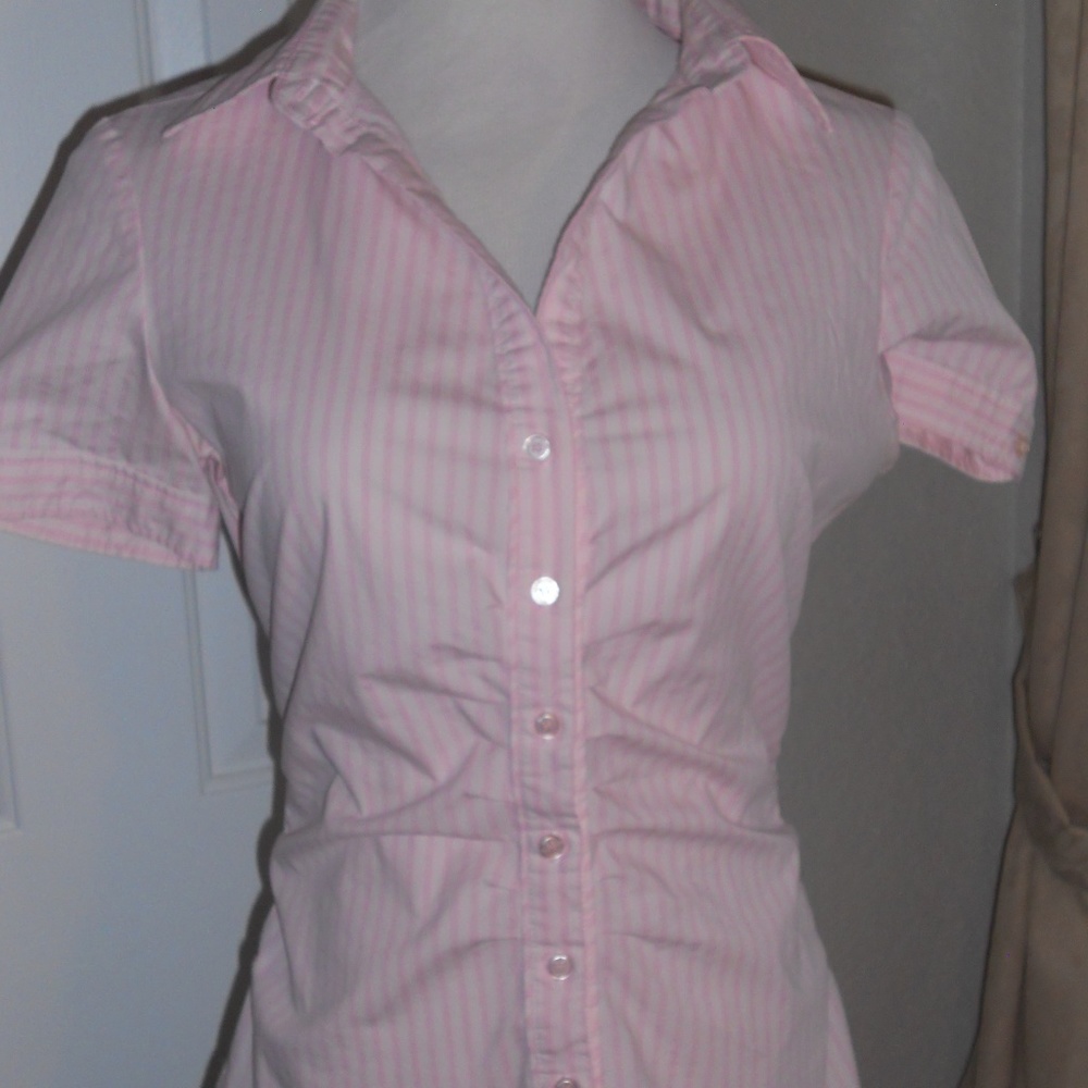 🌹 pink, button-up women's blouse, short-sleeve